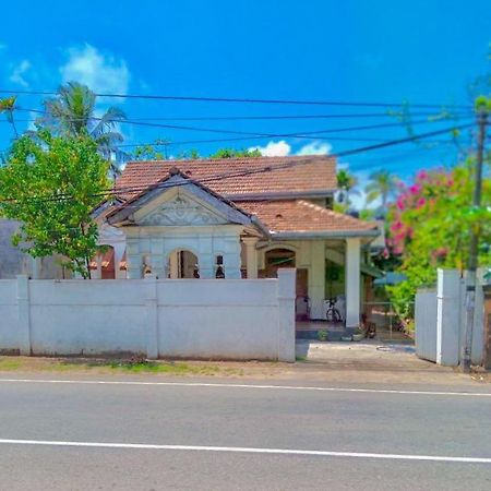 Free House Bentota Apartment Exterior photo